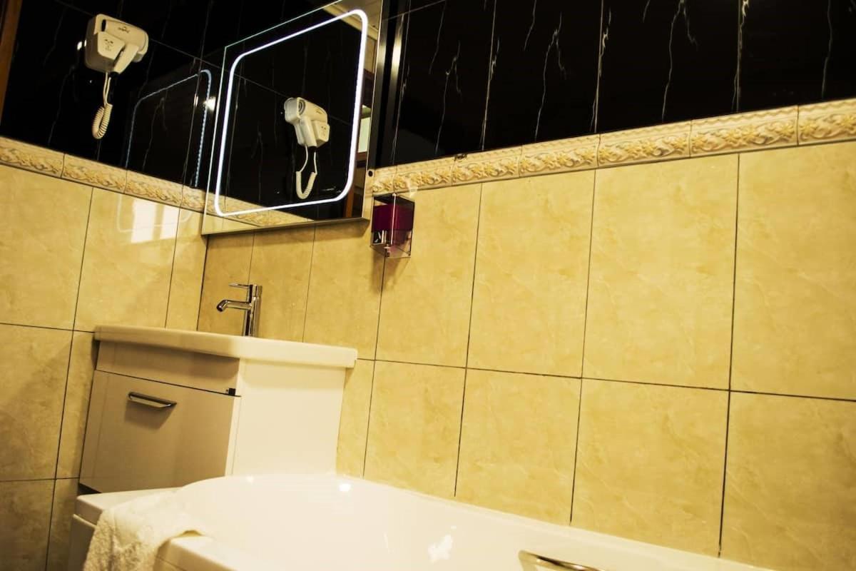 Hotel Jouvence International Yaoundé Eksteriør billede