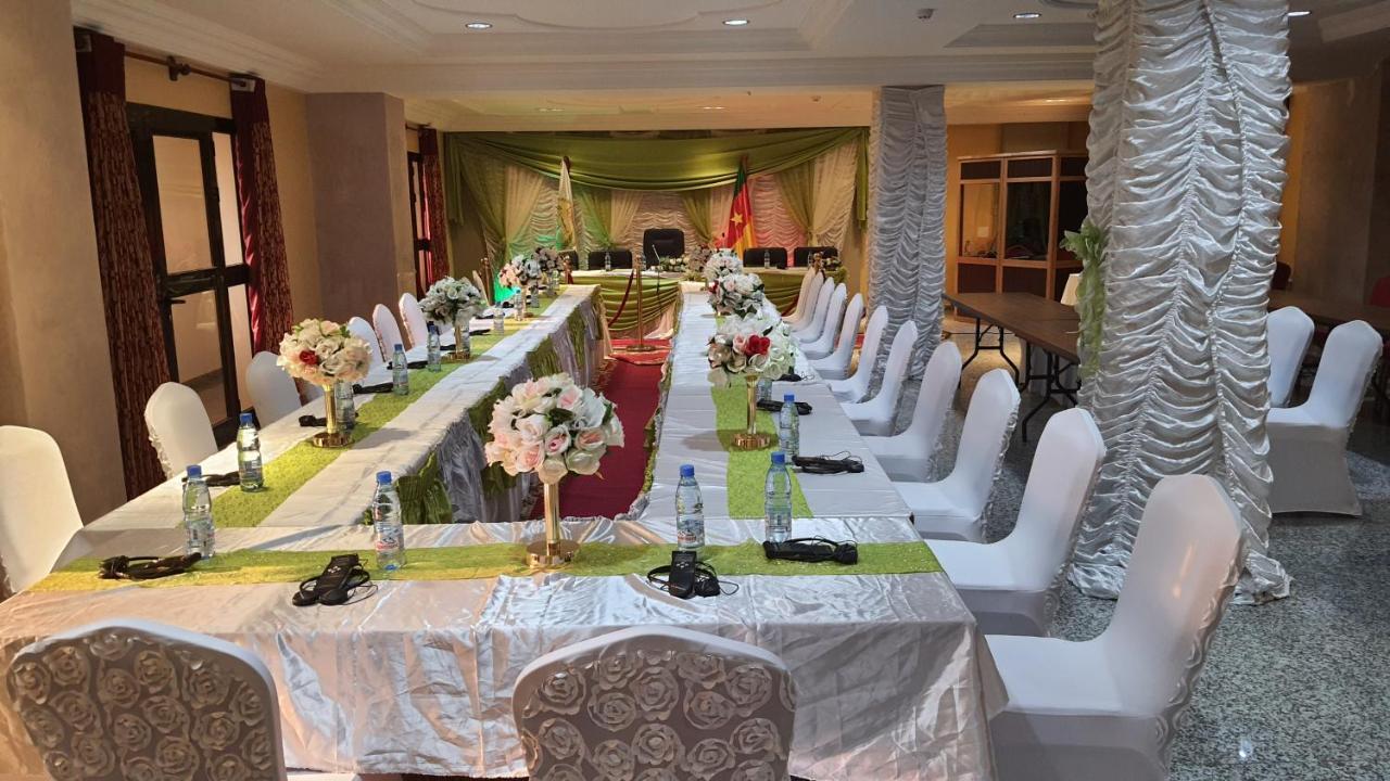 Hotel Jouvence International Yaoundé Eksteriør billede